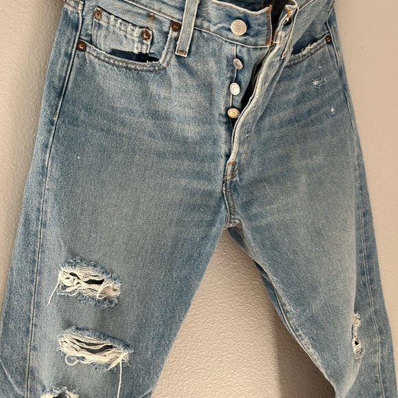 LEVI'S Premium 501 S Jeans Women's W27/L28 High Rise Ripped Distressed - Picture 7 of 11